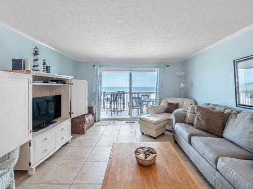 Ocean Dunes 2117B — 4-Star Luxury Hotel in Kure Beach, United States