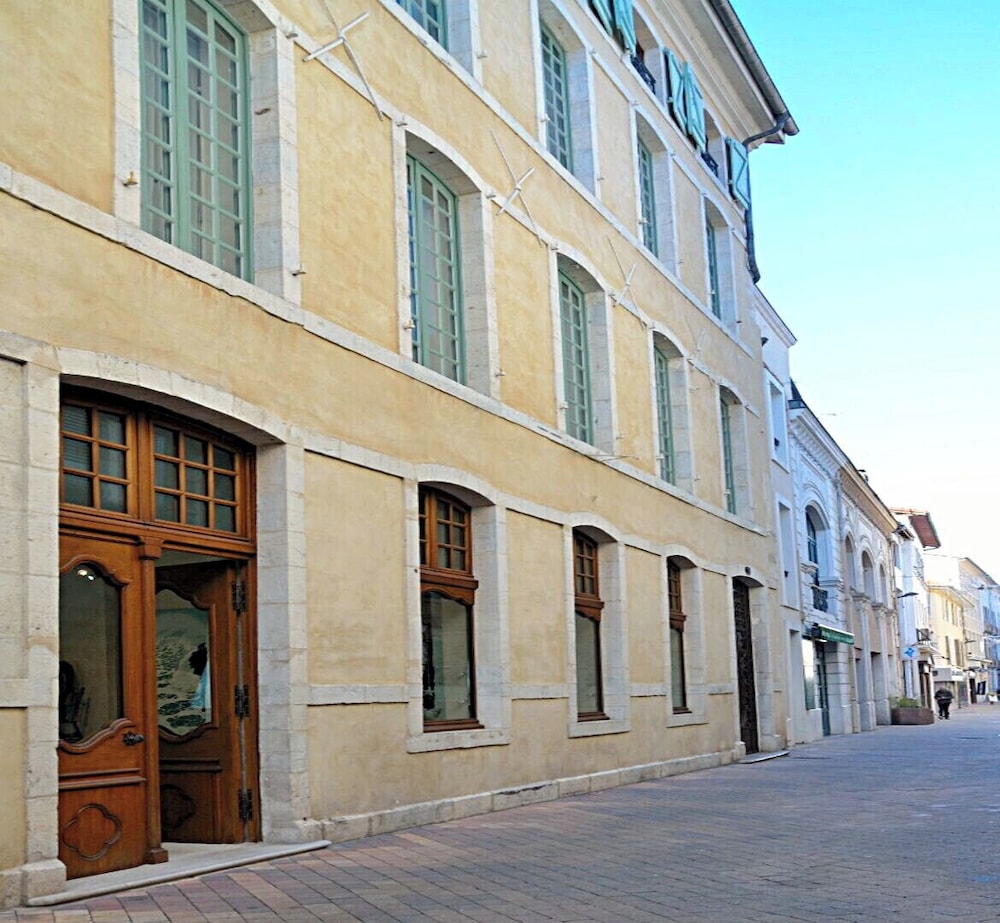 Chambre d'Art — 4-Star Luxury Hotel in Dax, France