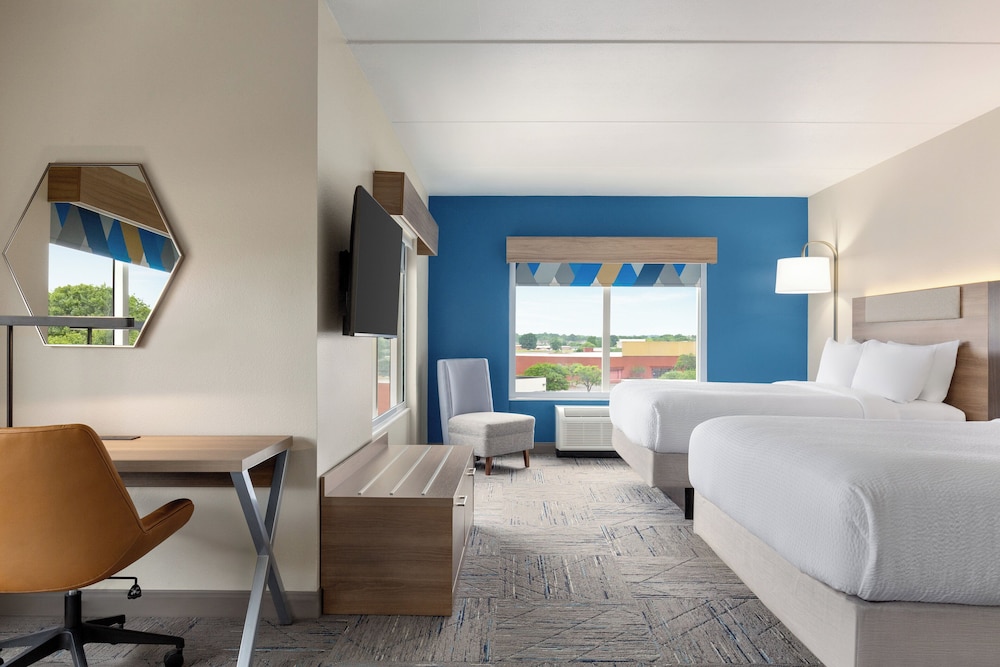 Holiday Inn Express and Suites Tuscaloosa University an IHG Hotel - photo 17