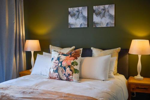 1a Magical Oasis in Parklands — 4-Star Luxury Hotel in Cape Town, South Africa