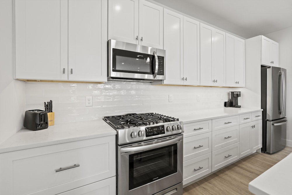 Seaport Oasis - photo 16