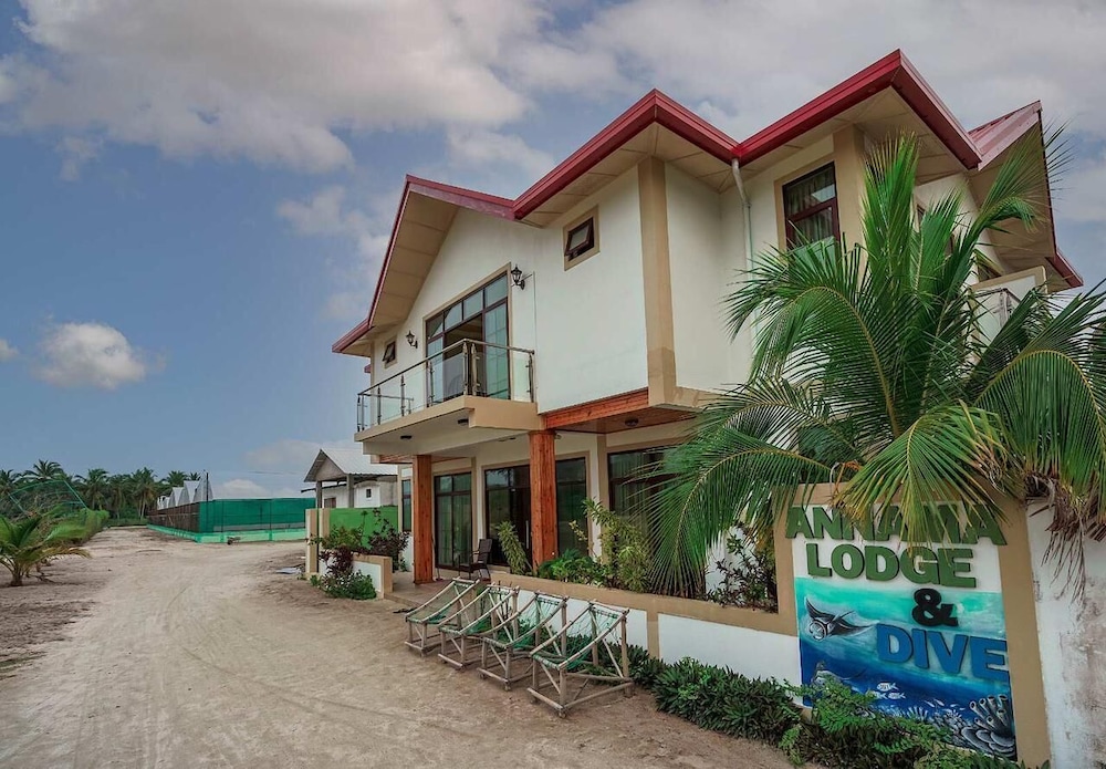Annama Lodge And Dive 9238525 — Dhidhdhoo