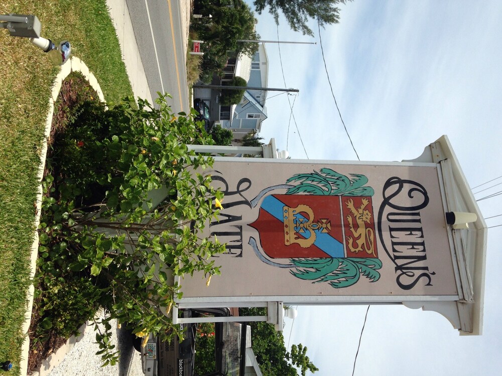 Queen's Gate Resort - photo 31