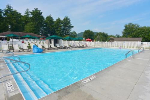 Lake George Escape Campground - photo 27