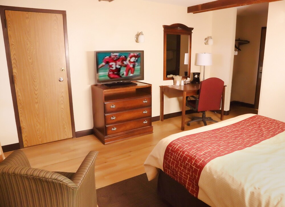 Townhouse Hotel Grand Forks - photo 4