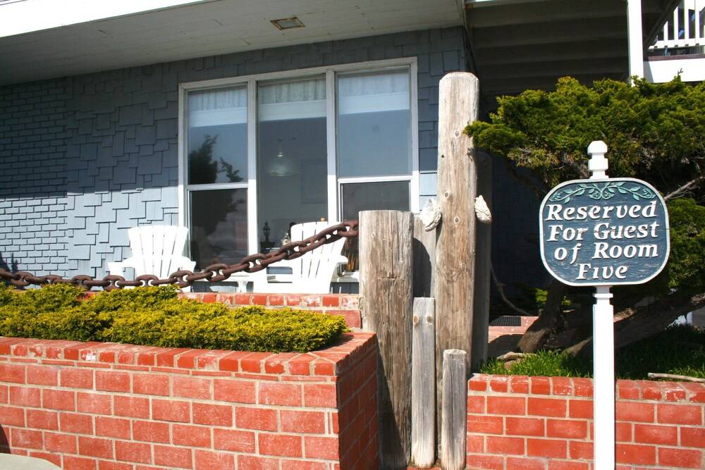 Captains Cove Inn - photo 24