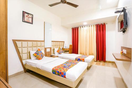 FabHotel Candor Amigo