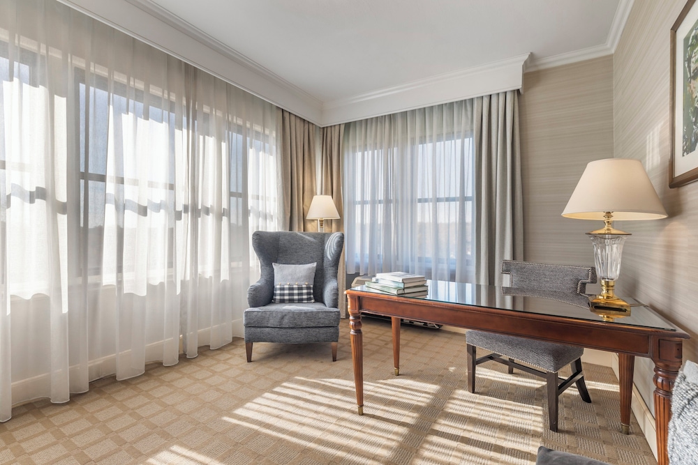 Omni Shoreham Hotel - photo 56