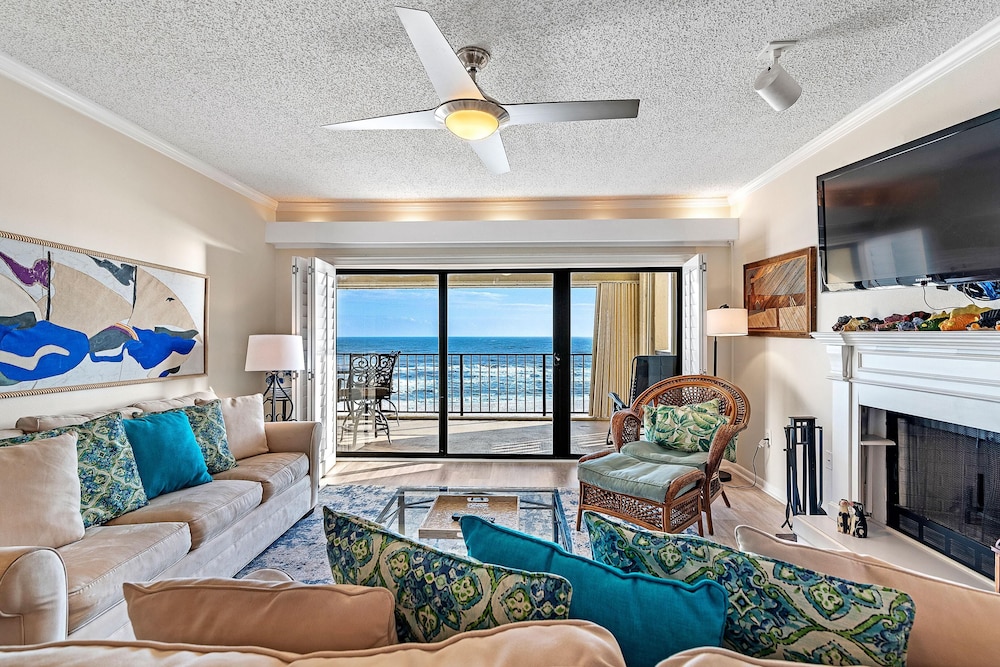 Shipwatch D604 — 4-Star Luxury Hotel in Pensacola, United States