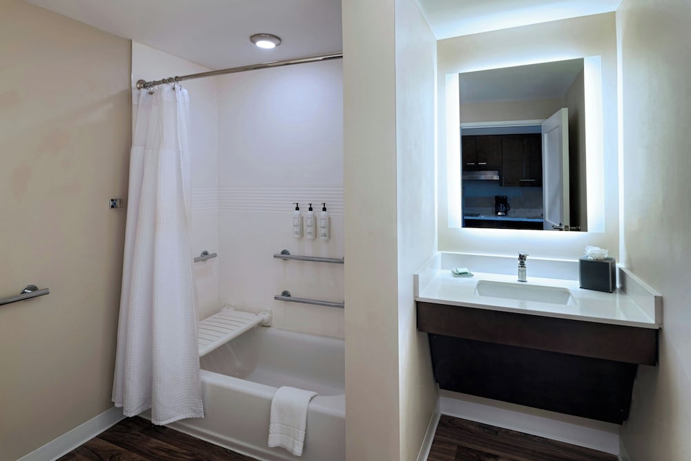 TownePlace Suites by Marriott El Paso North - photo 18