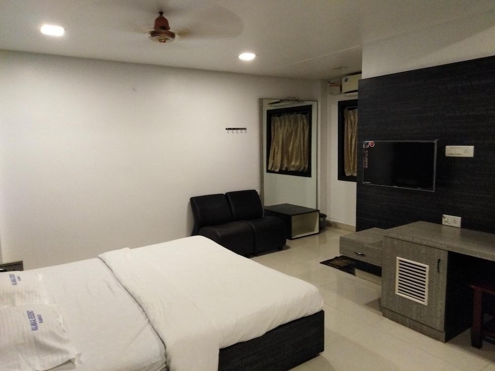 Kalaimagal Residency — Ramanathapuram