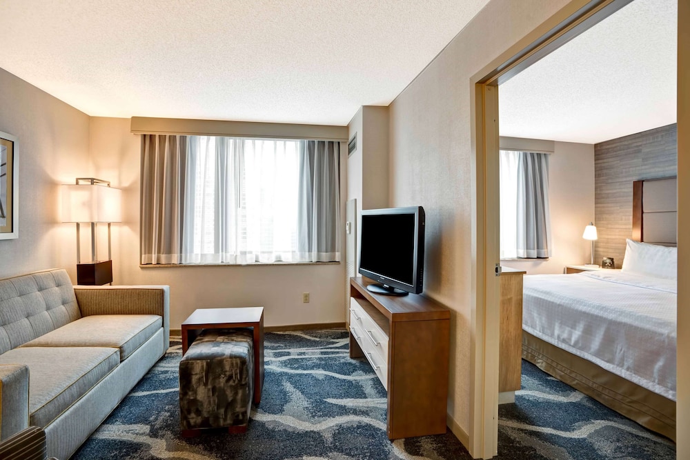 Homewood Suites by Hilton Chicago Downtown - photo 12