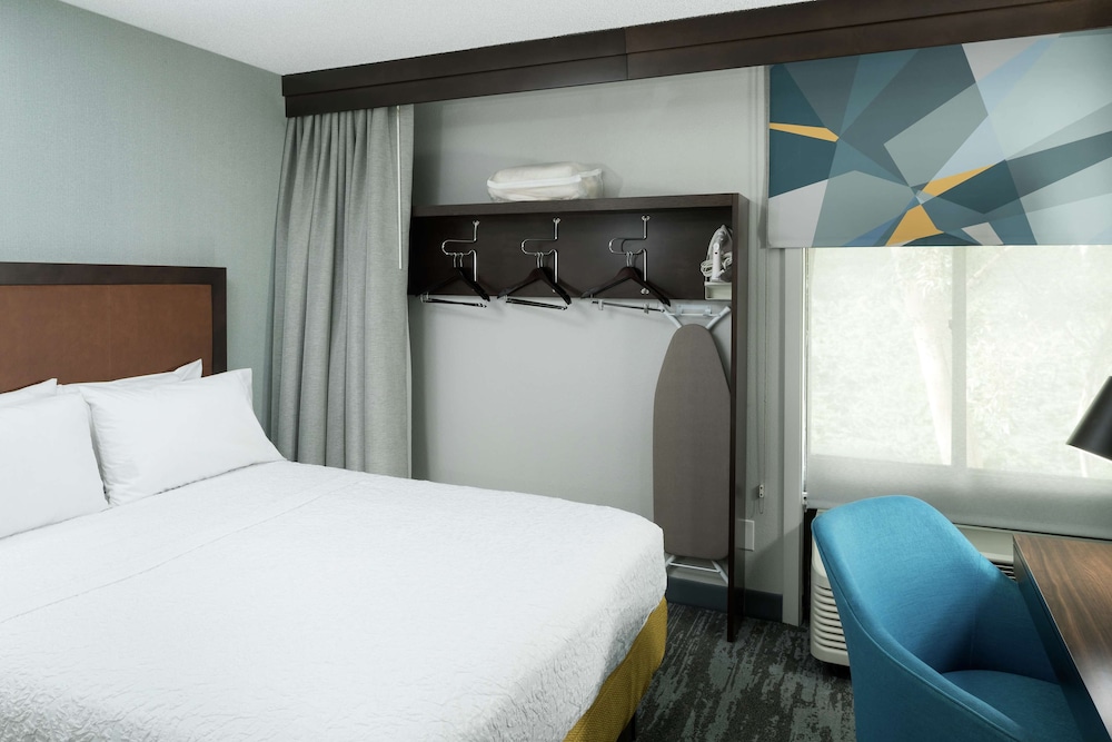 Hampton Inn Los Angeles Santa Clarita - photo 18