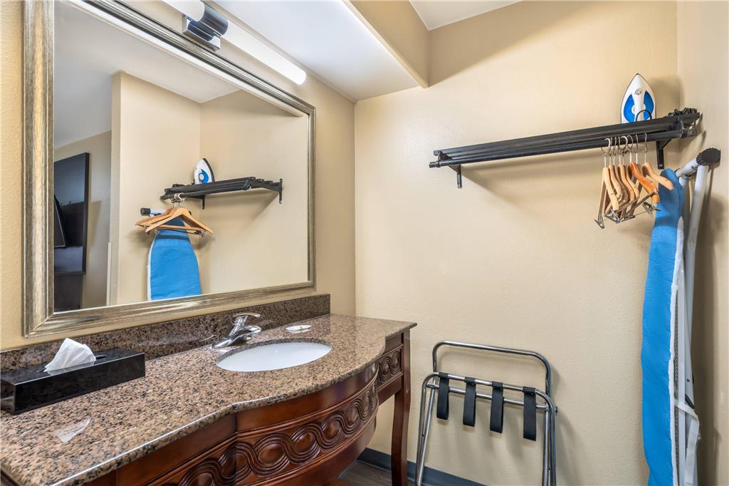 Quality Inn Klamath Falls Crater Lake Gateway - photo 20