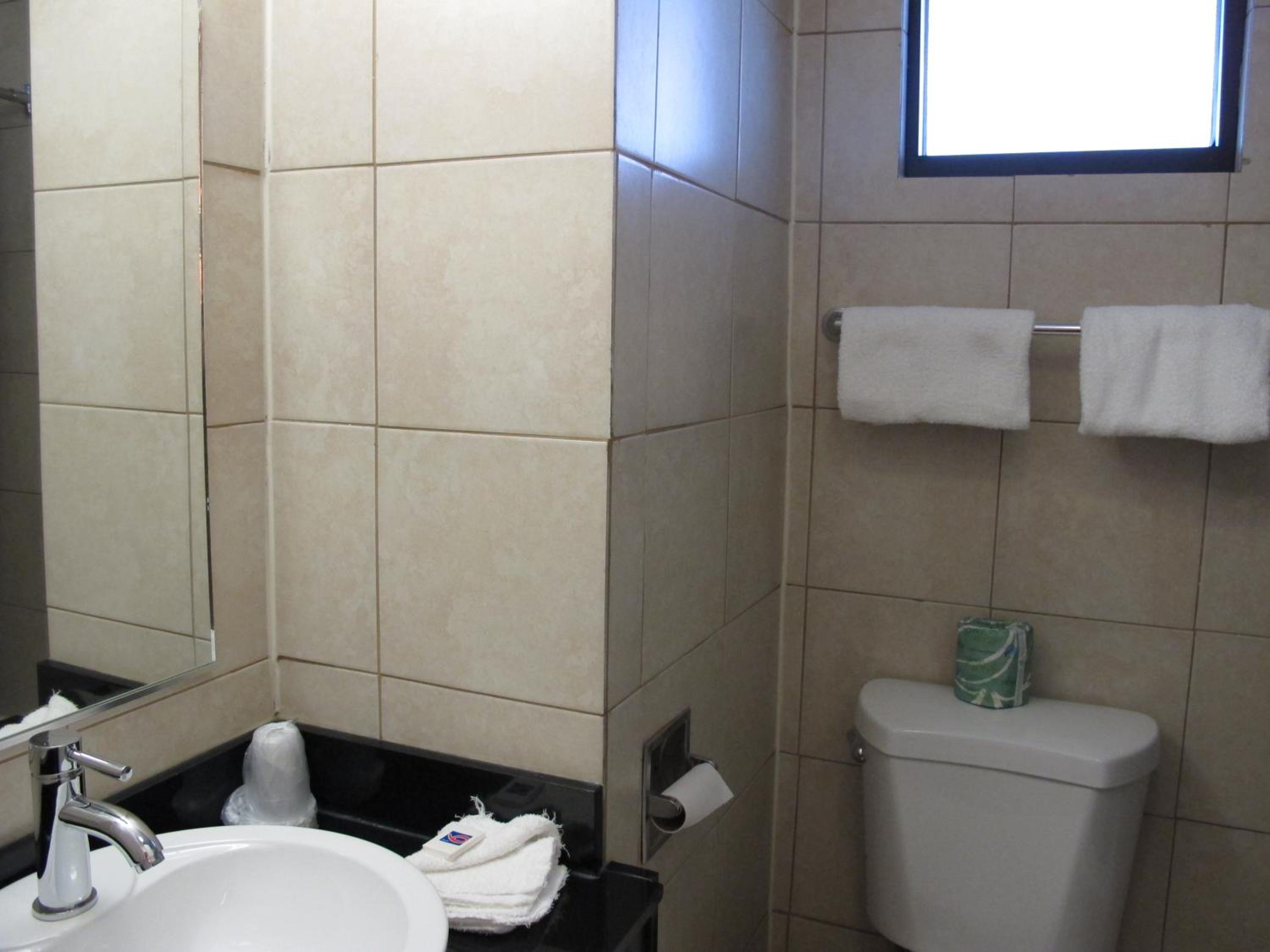 Motel 6 Baltimore MD - photo 32