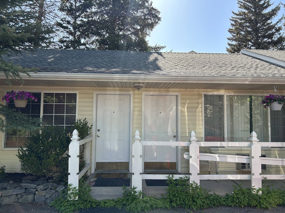 Columbine INN - photo 12