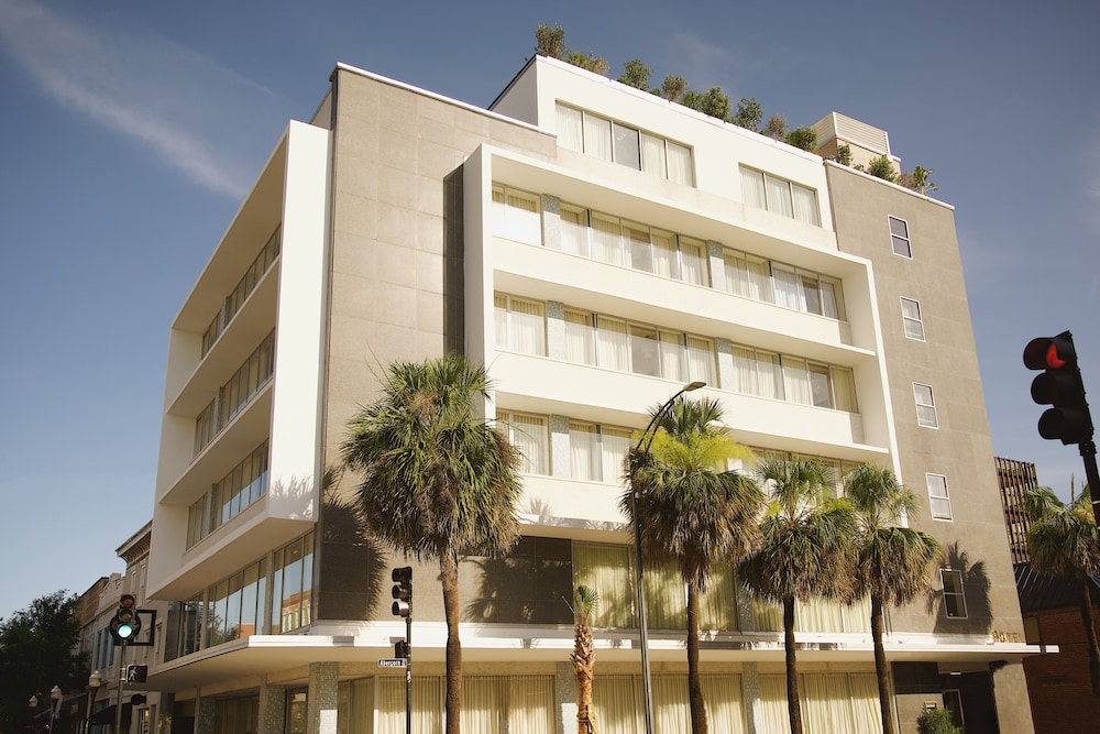 Municipal Grand in Savannah, United States