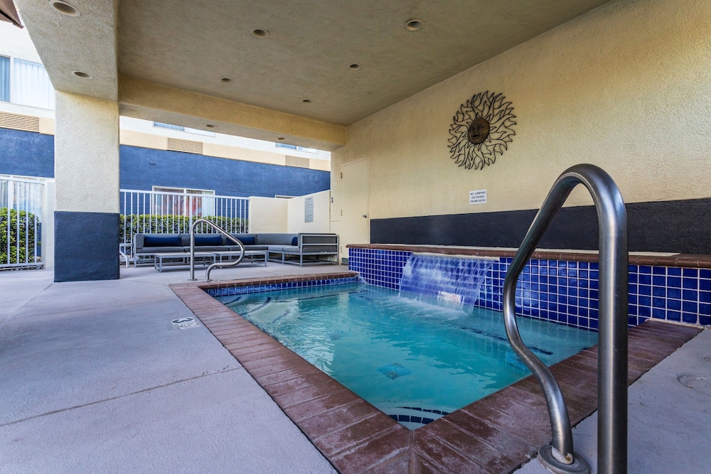 Fairfield Inn by Marriott St. George - photo 25