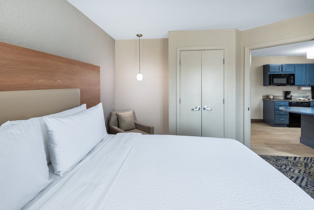 Candlewood Suites Chesapeake by IHG - photo 6