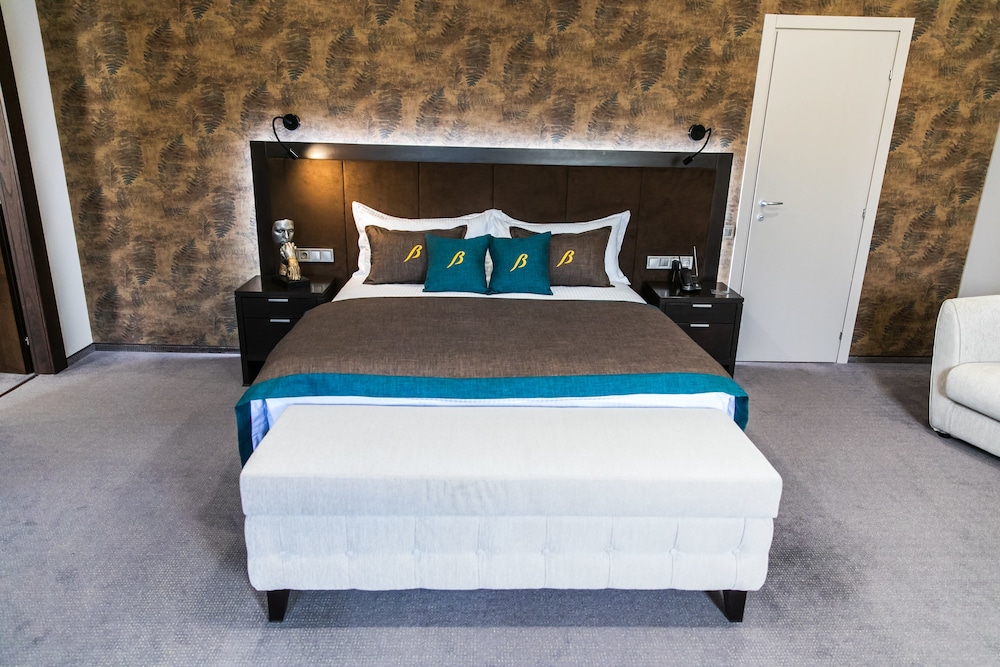 Bon Hotel — Dnipro — photo 2