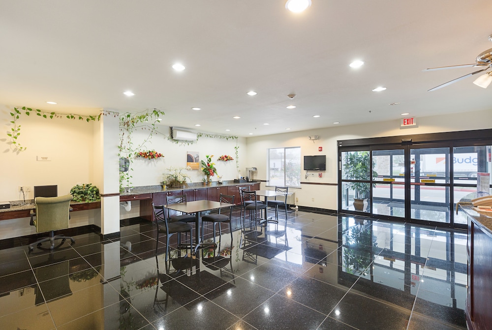 Budget Inn and Suites Texas - photo 5