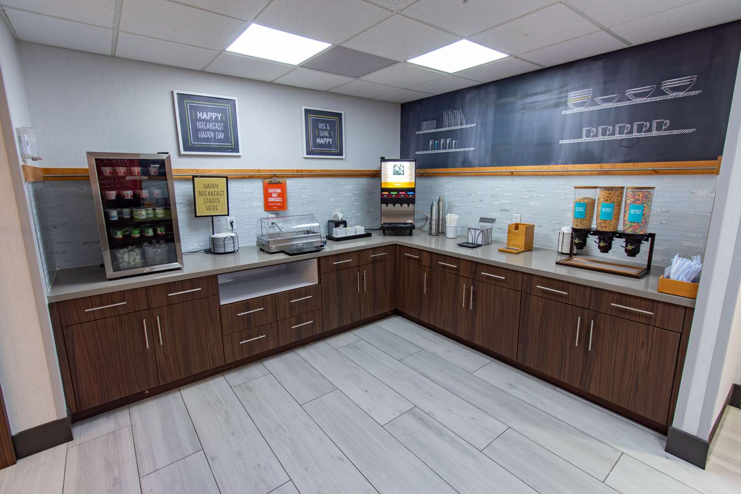 Hampton Inn & Suites Denton - photo 27