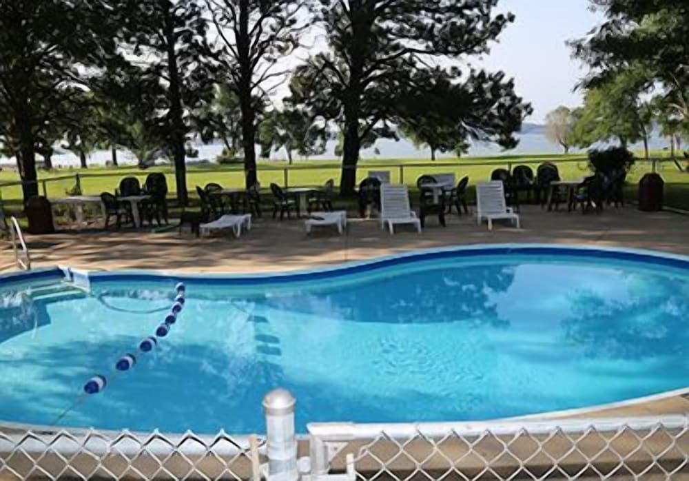 Lewis and Clark Resort - photo 86