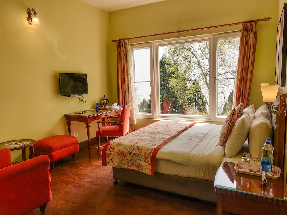 WelcomHeritage Kasmanda Palace — Mussoorie — photo 4