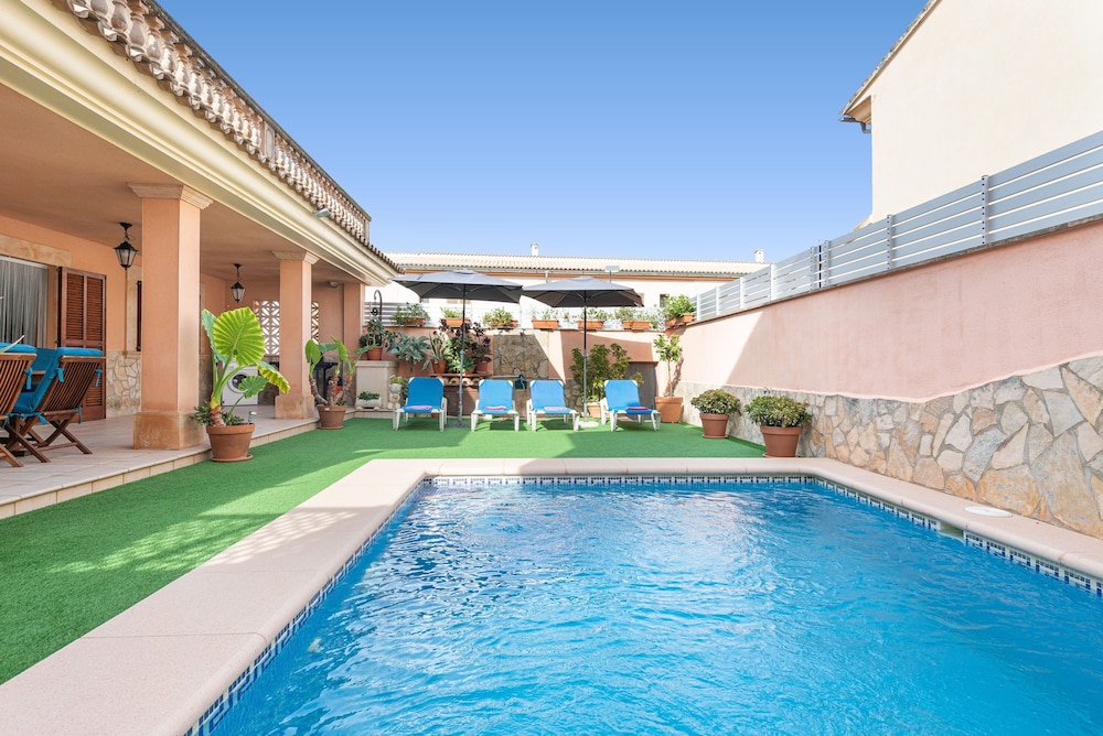 Cas Barber — 5-Star Luxury Hotel in Muro, Spain