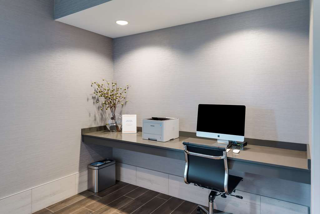 Comfort Suites Kennewick At Southri - photo 58