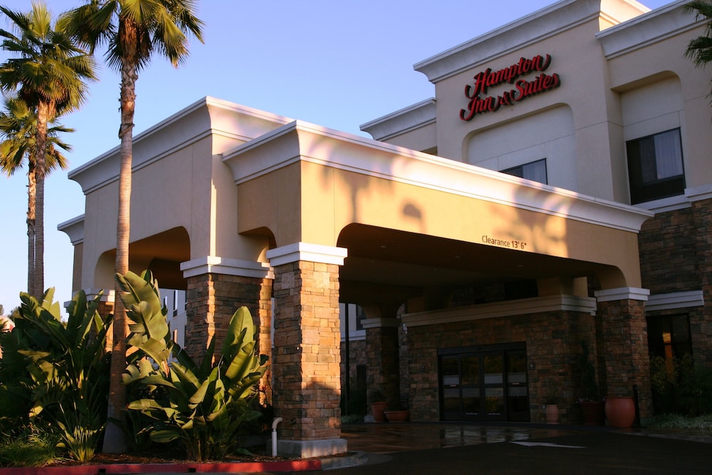 Hampton Inn & Suites Chino Hills - photo 27