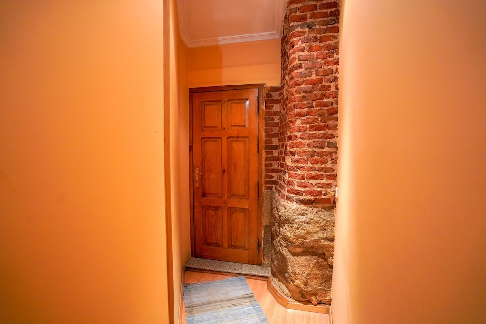 Hostal New go Inn Madrid hotel