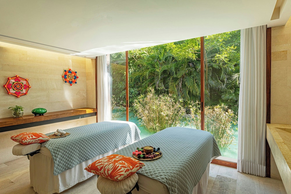 W Punta de Mita