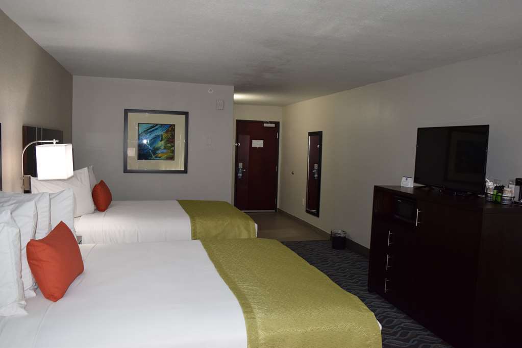 Best Western Plus Hardeeville Inn & Suites - photo 23
