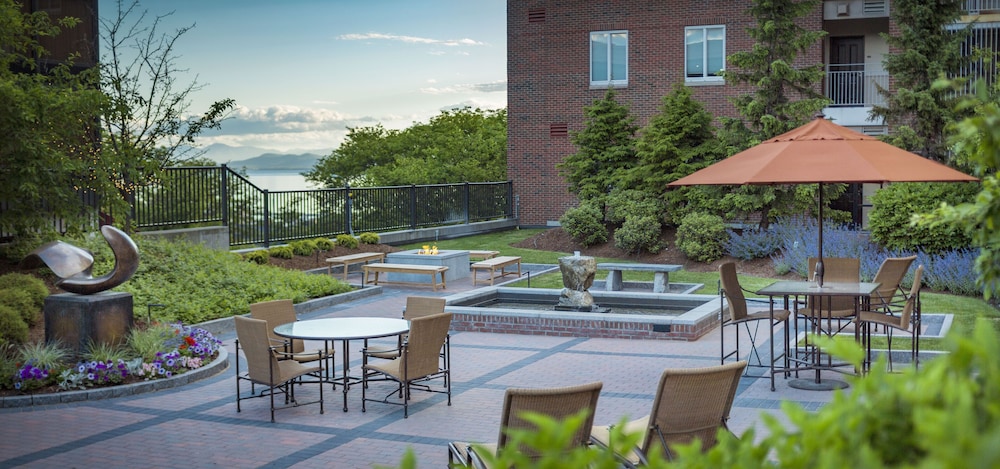 Courtyard Marriott Burlington Harbor - photo 32