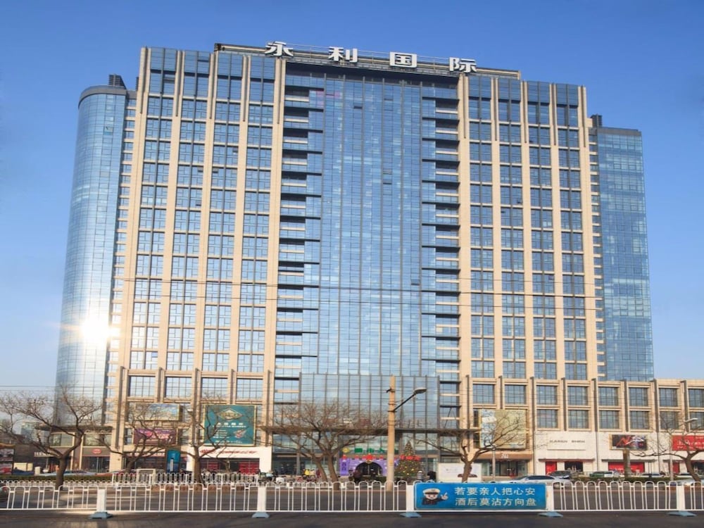 Hostelogy - carbon neutral hotel in Bucharest