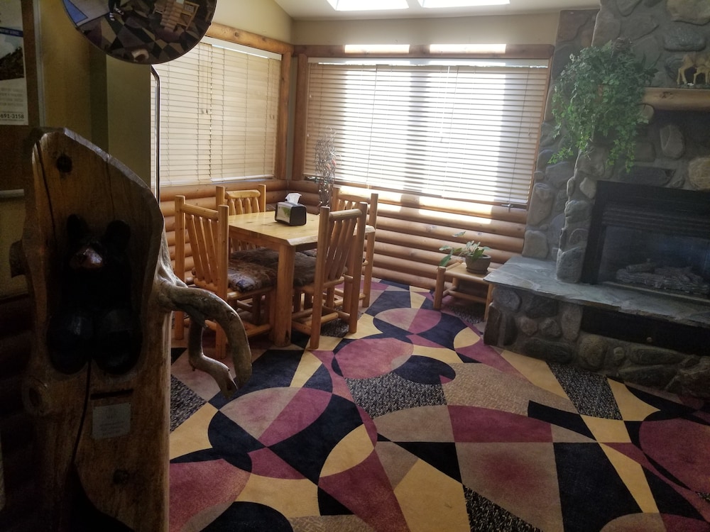 Days Inn by Wyndham Sandpoint - photo 23