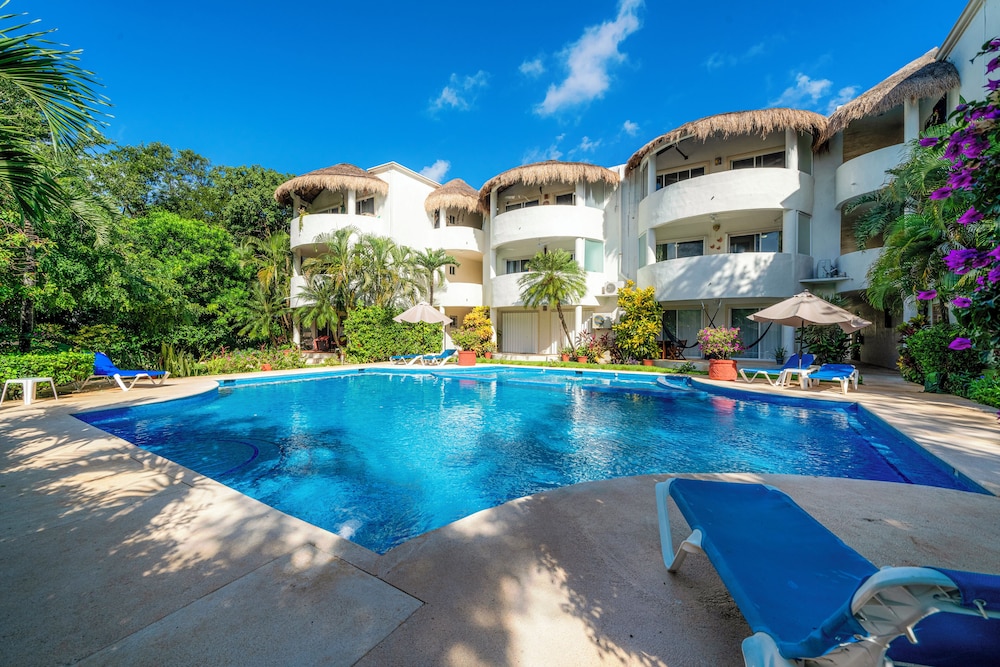 Spacious 2 BR Condo in Playacar II At Rosa Blanca Condos Sueño — 4-Star Luxury Hotel in Playa Del Carmen, Mexico