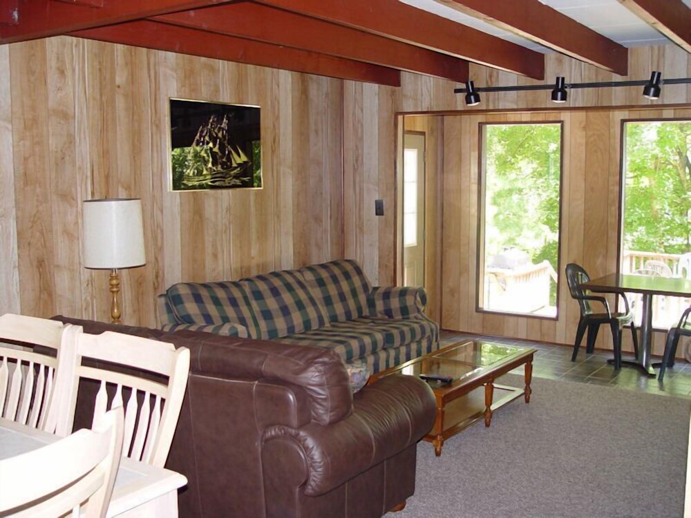 Holiday Hills Resort - photo 20