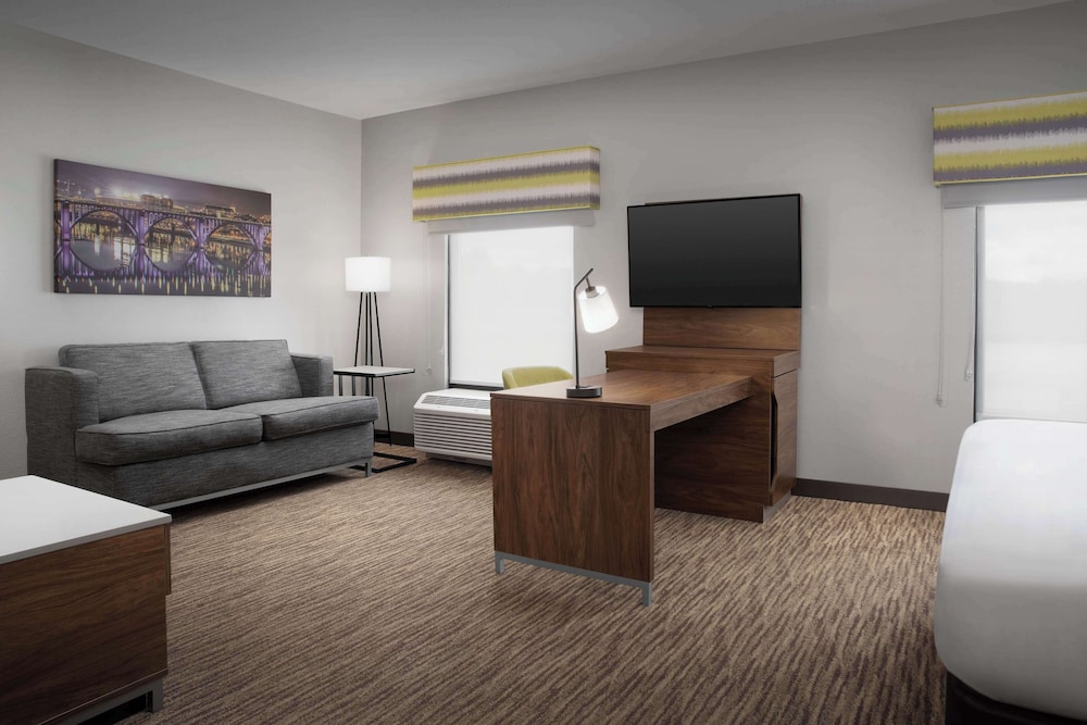 Hampton Inn & Suites Knoxville North I 75 - photo 39