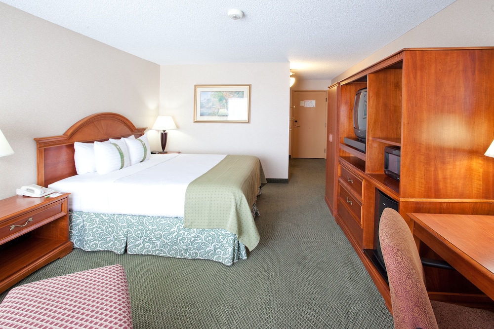 Holiday Inn Great Falls Convention Center by IHG - photo 8