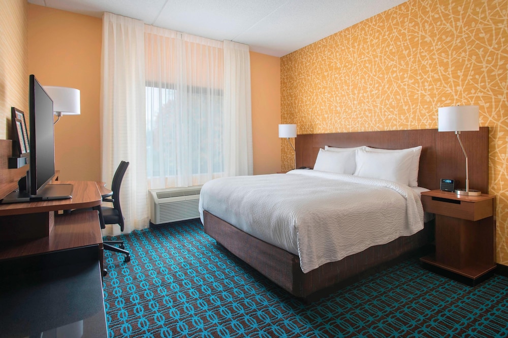 Fairfield Inn and Suites by Marriott Syracuse Carrier Circle - photo 5