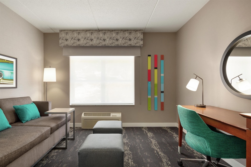 Hampton Inn Deadwood at Tin Lizzie Gaming Resort - photo 24