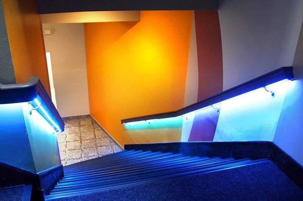 Nova Suites - carbon neutral hotel in Quincy