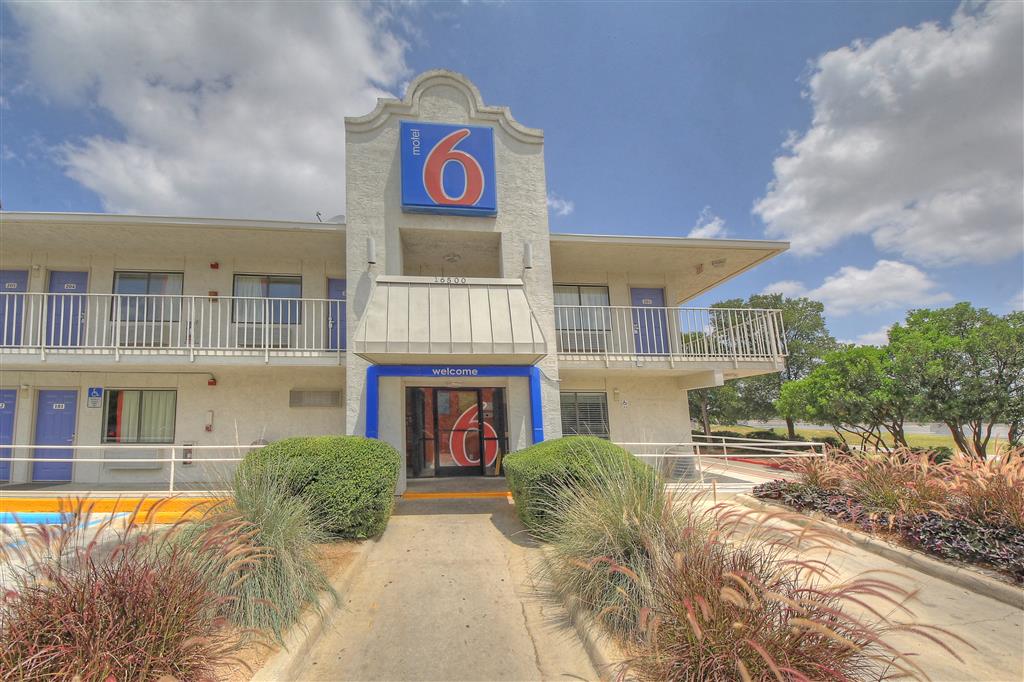 Motel 6 San Antonio TX Fiesta - featured photo