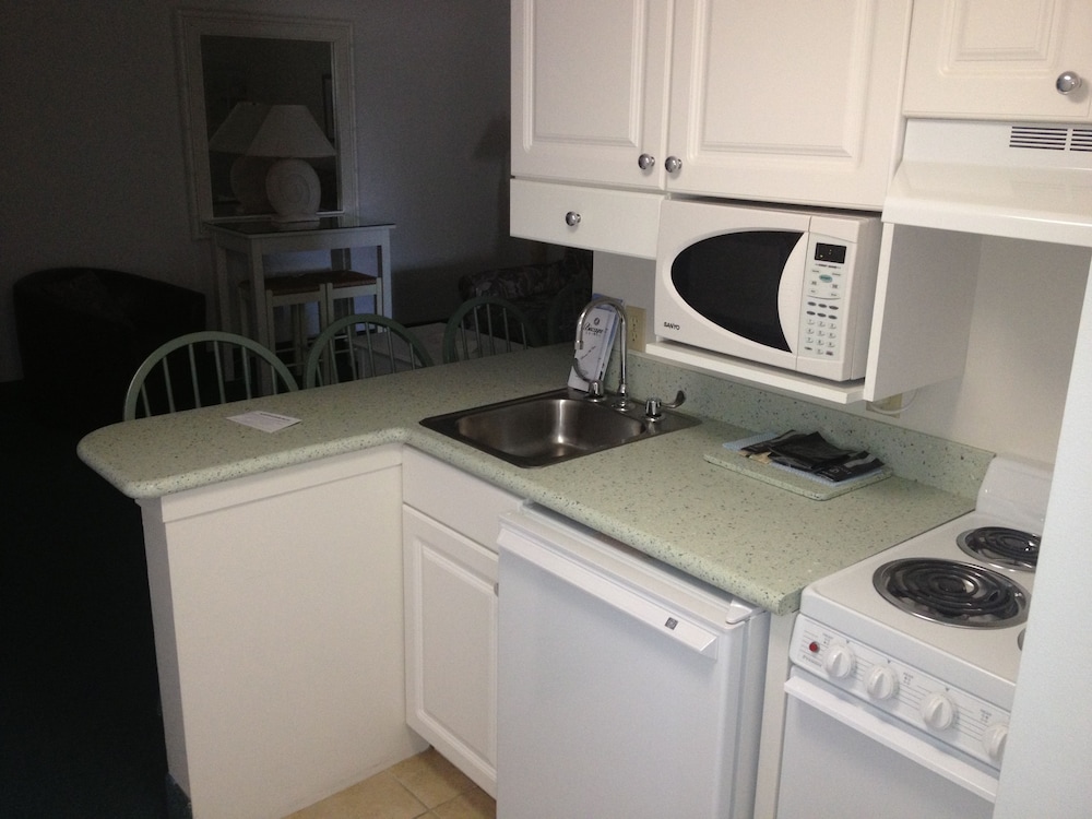 Biscayne Suites - photo 12