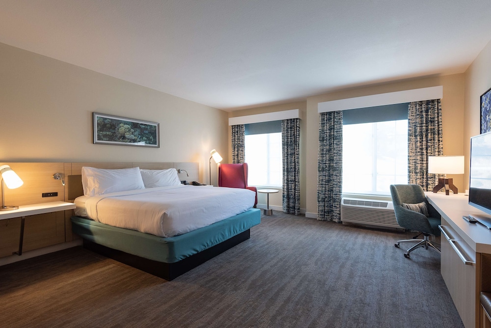 Hilton Garden Inn Calabasas - photo 8