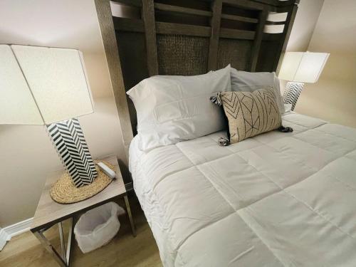 Eastgate 10A beautiful townhouse — 4-Star Luxury Hotel in Hammond, United States