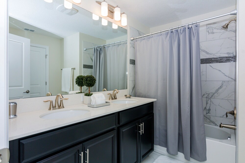 5 Bedrooms 4 Bathrooms Storey Lake 2373 Rt - photo 25