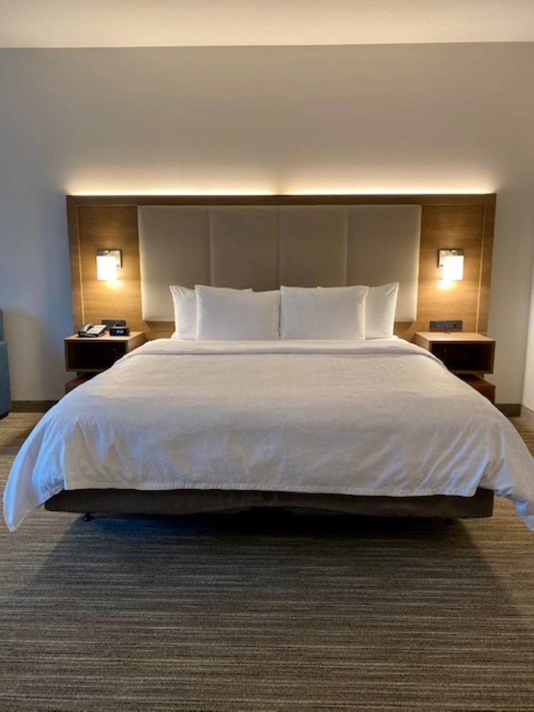 Holiday Inn Express & Suites The Dalles by IHG - photo 11